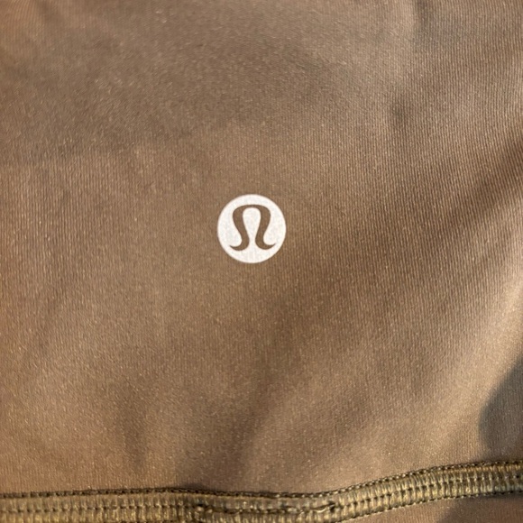LULULEMON Sz 6 All the Right PlacesLeggings Side and Card Key Pocket Olive Green - Picture 11 of 13